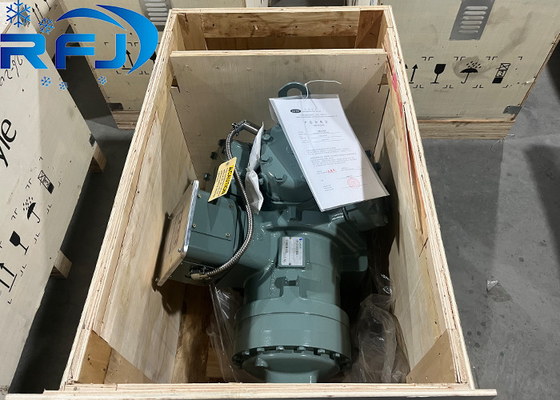 06DM313 Compresseur Carlyle Compresseur semi-hermétique 5HP 2.1L Charge d'huile