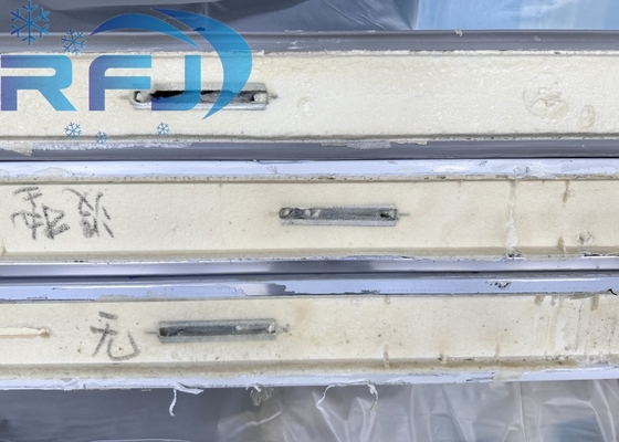 Le stockage des chambres froides industrielles facilité par des panneaux sandwich et une largeur personnalisable