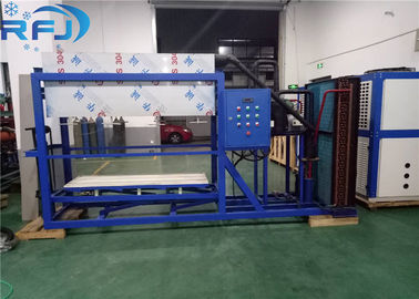 Grande machine à glace de flocon de refroidissement par l'eau 10 tonnes de longue durée de vie réfrigérante pour des fruits de mer